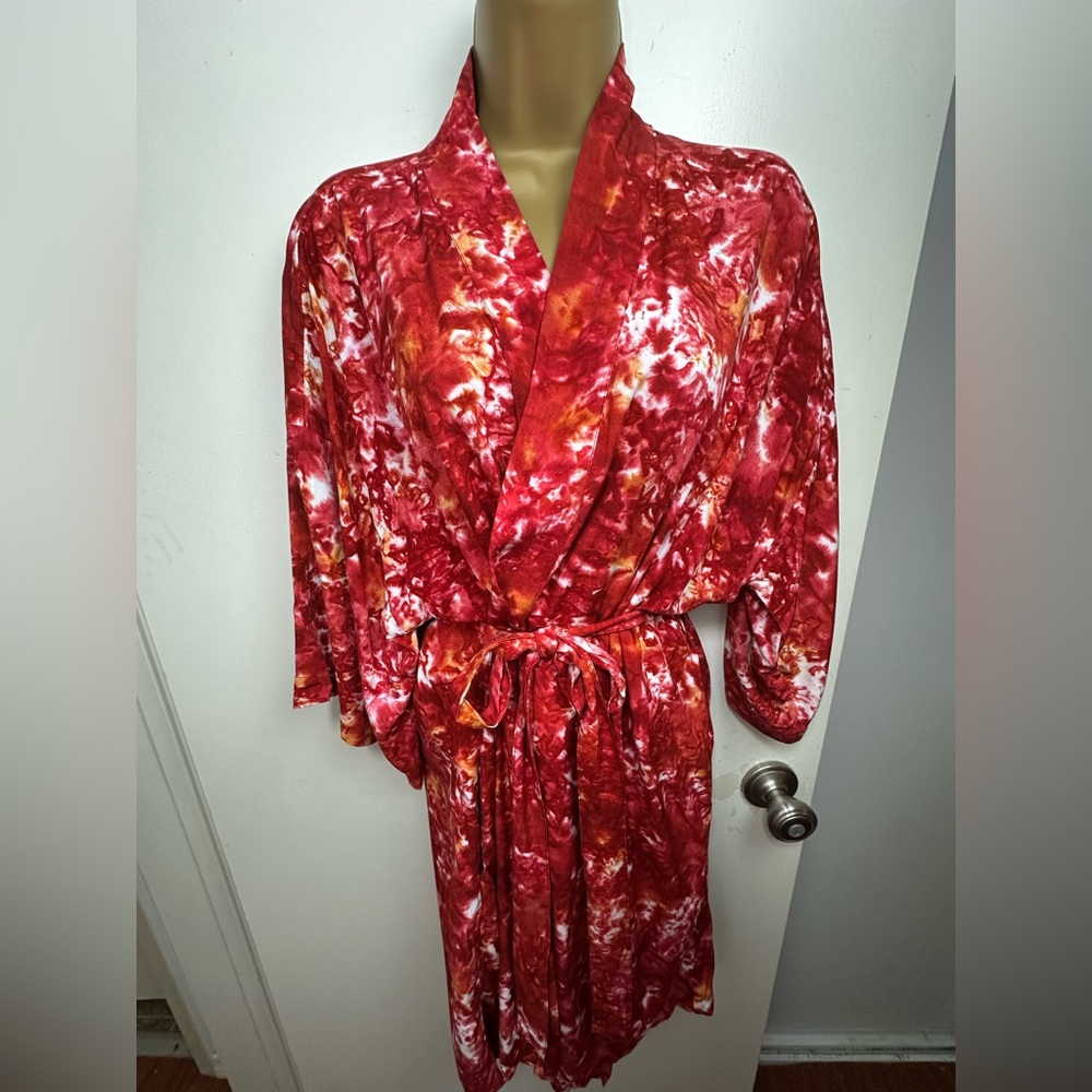 SUKU Red Tie Dye Oversized Very Soft Boho Versatile Tie‎ Waist Kimono Rode O/S